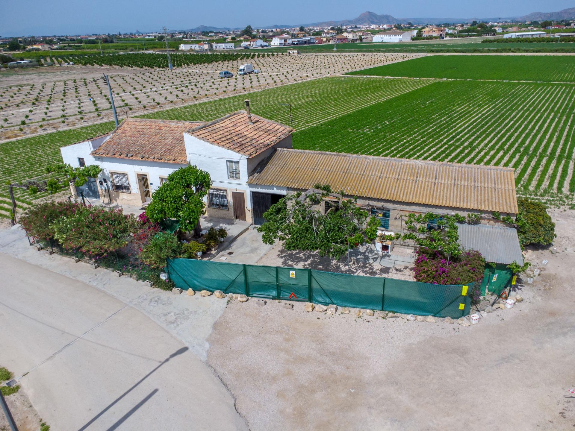 Country finca in Orihuela for sale. 240m² house to renovate + 12,689m² fertile land