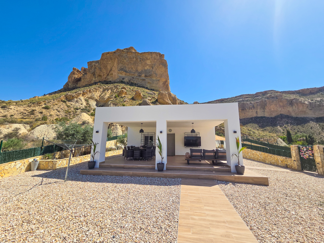 Luxury Reimagined 3 Bedroom Country Villa for Sale in Crevillente – 6,500m² Plot with Pool & Olive Grove5