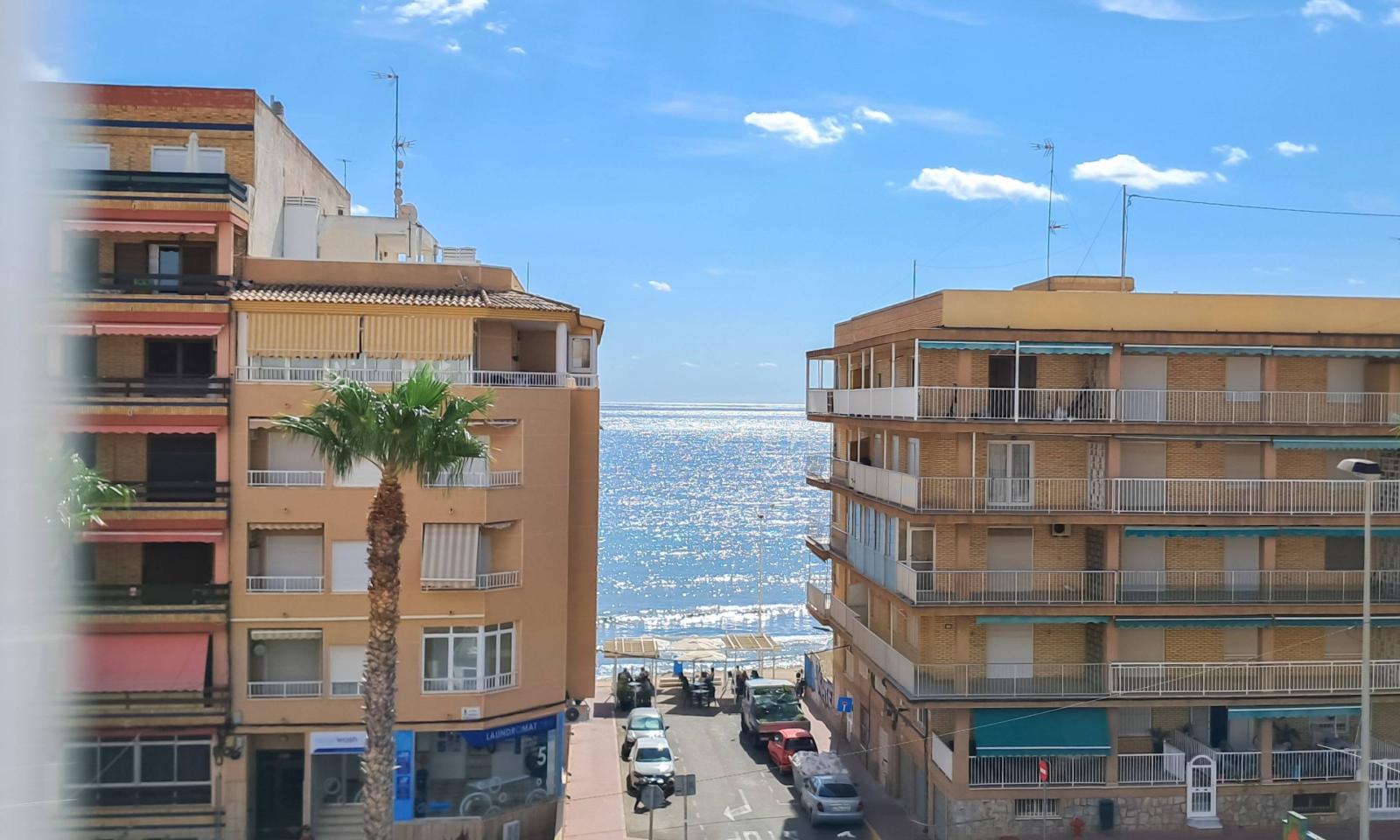 Penthouse for Sale in Torrevieja, Alicante – 80 Meters from the Beach with Sea & Mountain Views