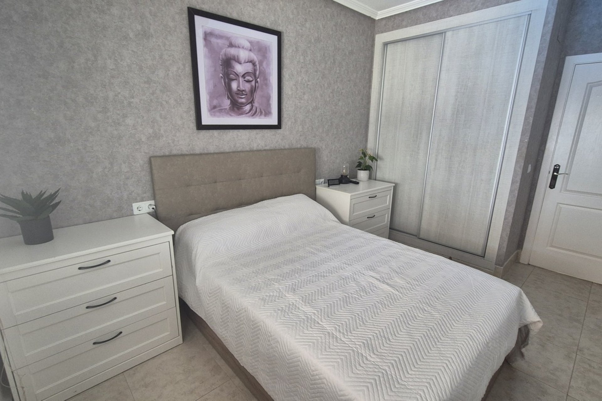 Renovated 2 Bedroom Bungalow for Sale in San Miguel de Salinas with Heated Saltwater Pool & Solar Panels9