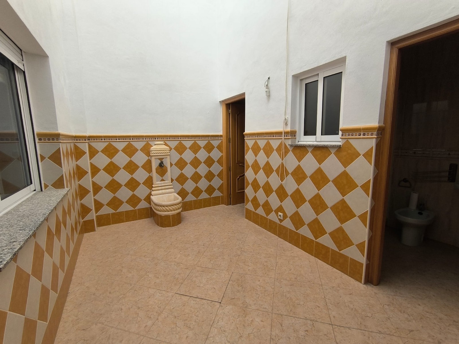 4 Bedroom Town House For Sale In Algueña9