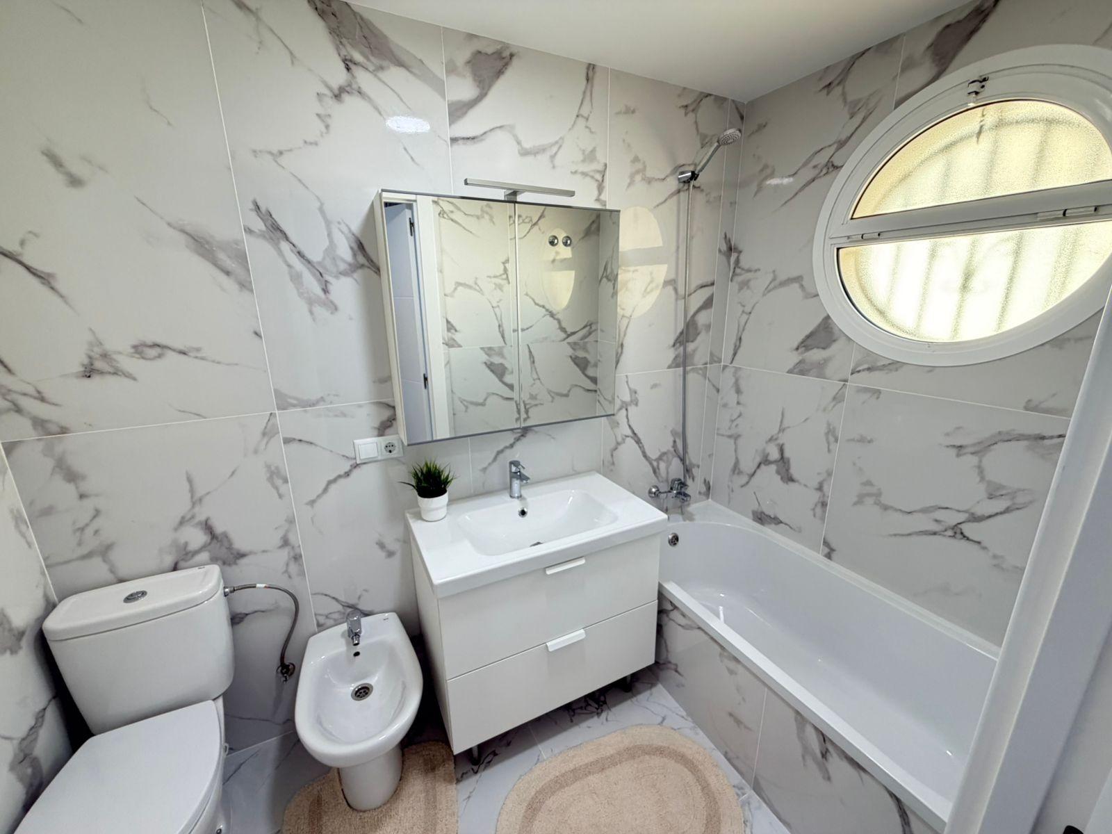 Brand New Renovated 4-Bedroom Semi-Detached House with Private Pool & Solarium for Sale in La Mata, Torrevieja 18