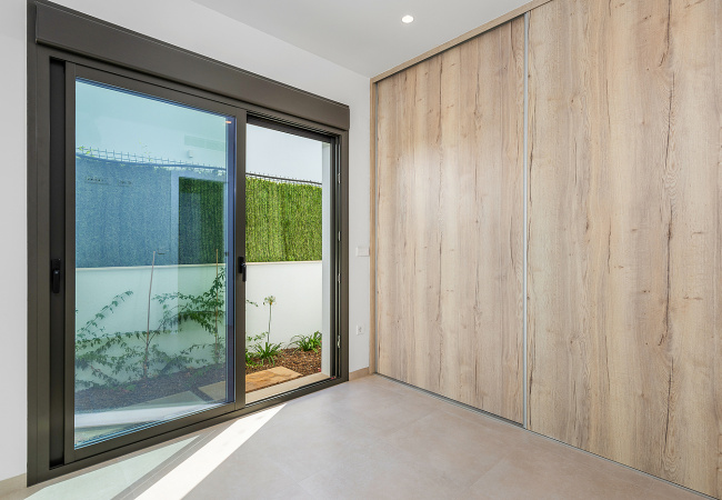 Detached Contemporary Villas near the Beach in Los Alcázares15