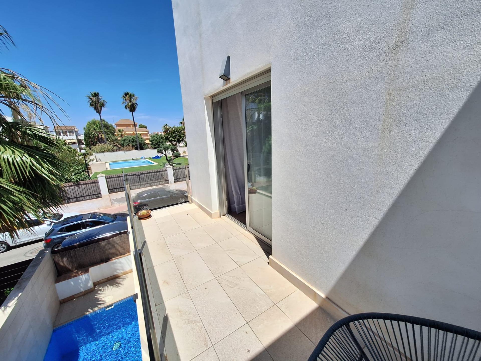 Villa en Torrevieja 23